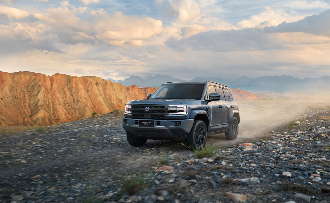 denza-b5-capability-driving-terrain