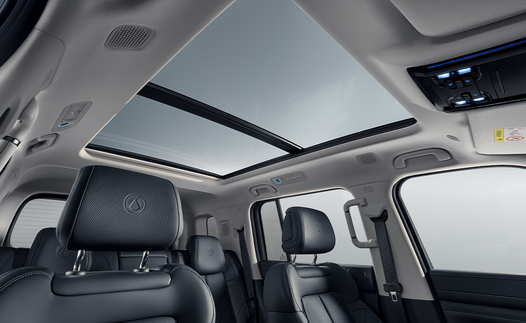 B5 Zenith - Interior - Devialet audio